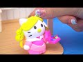 Building Simple House Hello Kitty vs Frozen in Hot and Cold Style ❄️🔥 Miniature House DIY