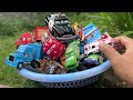 Clean up muddy minicars & disney car convoys🏎🚗🚚! Play in the garden