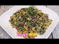 Chickpea Quinoa Tricolore Salad (20 min. Lunch idea)