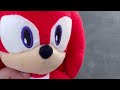 The knuckles show￼