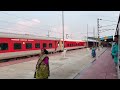 Thundering HWH WAP 7 Howrah Rajdhani Express overtakes Masagram EMU at 130 KMPH