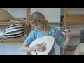 Ieva Baltmiskyte plays Courante by Jakub Polak (Jaques le Polonois) on a descant lute by Muzikkon