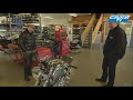 Florent Pagny restaure des motos anciennes
