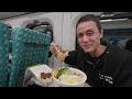 Bullet Train Food in Taiwan!! Popular $2 Bento Lunchbox Review!!