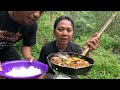 SURVIVAL BERBURU DAN MEMASAK DI KAWASAN HUTAN RIDWAN TINGGAL