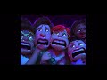 Mei and her friends go to a Heavy Metal Mater concert