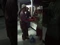 tradisi madura. timangan dengan pakaian tradisi sarung baju kopiyah.