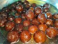 gulabajamun (गुलाबजामुन)