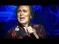 Engelbert Humperdinck sings emotional tribute to his late wife Patricia - Killarney, Ireland