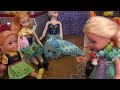 Claw Machine ! Elsa and Anna toddlers win prizes - Arcade game room