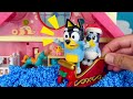 Baby Bluey Blocks the Toilet on Christmas 🎄🚽 | Pretend Play Bluey Toys