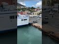 Einfahrt und Entladung Autofähre Caremar [Hafen von Ischia]