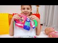 🏠🎨 Desafío de la Casa de Tres Colores con Vania Mania Kids - Aventura Creativa y Colorida 🌈