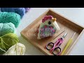 Crochet a chicken using two granny squares!