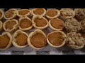 GET IT ALL DONE | CLEAN WITH ME | MINI DUTCH APPLE PIES | CHRISTMAS DECORATIONS