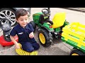 Towing broken car and fixing kids tractor tires with power tools. Educational tow truck | Super Krew