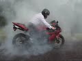 Yamaha R1 burnout