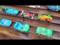 Clean up muddy minicars & disney pixar cars convoys! Play in the garden