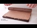 Chocolate Swiss Roll 초코롤케이크 만들기(feat. 로켓단의 초코롤 / 발렌타인데이) | Kkuume 꾸움