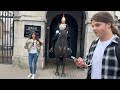 Horse Tries to Bite Tourist – Guard's Hilarious Reaction Caught on Camera!