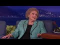 7 Reasons Betty White WAS the Funniest guest to interview. she'll make you laugh RIP