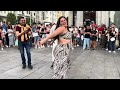 LLEGÓ la POLICÍA pero Esta COLOMBIANA  Arrasó con su Baile 🔥 🥵 salsa