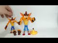 DELUXE EDITION Crash Bandicoot Figure Review