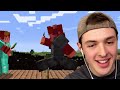 Tricking My Friends with SIREN HEAD in Minecraft