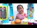 Food Truck Play Kitchen - Cooking and Serving Hot Dogs, Burgers, Pizza, and Pretend Foods