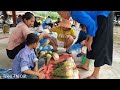 Mother and son harvested giant bamboo shoots going to the market to sell | Triệu Thị Dất