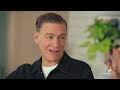 Pizza Party with Musician Bryan Adams! | Mary McCartney Serves It Up | discovery+