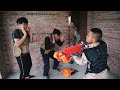 Battle Nerf War: Salesman Nerf Guns Robber Group ICE CREAM BATTLE