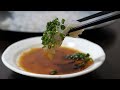 The amazing craftsman who cuts up the giant tiger pufferfish! The process of sashimi