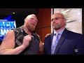 Brock Lesnar STILL uses a Flip Phone in 2021! 😂 | WWE SmackDown