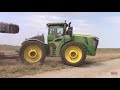 JOHN DEERE S790 Combine in a 1,000 Acre Corn Field