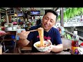 $0.53 Thailand's Cheapest Noodles! 🇹🇭 Best Boat Noodles Experience in Bangkok Thailand