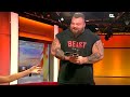 WSM Eddie Hall Bends Frying Pan With Bare Hands