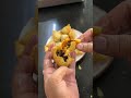 बचपन में मम्मी के हाथ के बने खूब खाये और आज पहली बार बनाये | Mini Samosa