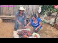 En una hermosa tarde disfrutamos de una rica carne asada en nuestra casita del campo 😀😀