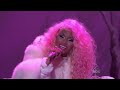 Nicki Minaj & David Guetta - Turn Me On, Super Bass / Freedom (Live on American Music Awards) HD