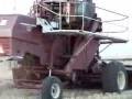 453 international harvester hillside combine trators