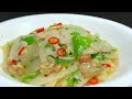 Stir-fried lotus root slices, it’s wrong to just put them in the pan and stir-fry them. Learn this t