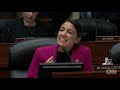 Alexandria Ocasio-Cortez calls out Trump in five-minute corruption game