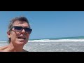 Praia Boa Viagem-Recife-PE - 04outubro2022- tirando onda-