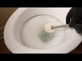 How to Clean a Toilet With Vinegar and Baking Soda