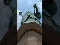 Em cima da Estatua da Havan