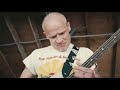 How Flea Plays Bass