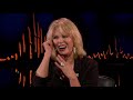 – I've kissed every James Bond actor | Joanna Lumley | SVT/TV 2/Skavlan