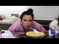 BAKING WITH NO HANDS CHALLENGE w/ VANESSA MERRELL!!