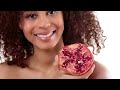 Start Eating 1 Pomegranate Every Day, See What Happens to Your Body